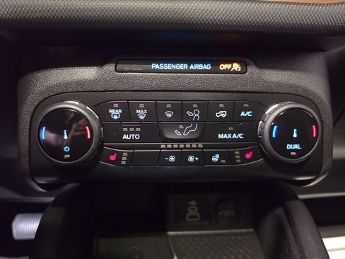 Used 2024 Ford Bronco Sport Outer Banks w/ Tech Package AWD/4WD image 17