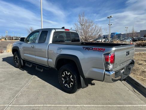 Used 2022 Toyota Tacoma TRD Off-Road image 5