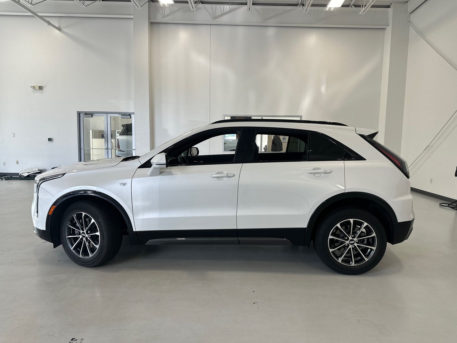 Used 2024 Cadillac XT4 Sport w/ LPO, Floor Liner Package AWD/4WD image 5