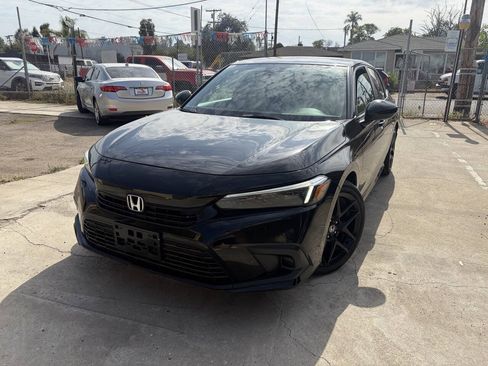 Used 2024 Honda Civic Sport image 1
