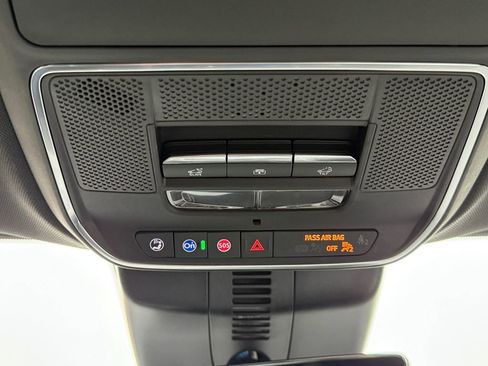 New 2026 Chevrolet Traverse High Country image 19