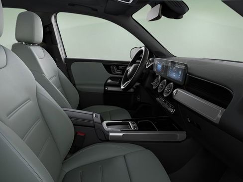 Used 2026 Mercedes-Benz GLB 250 image 39