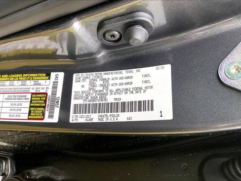 Used 2026 Toyota Tundra Limited AWD/4WD image 36