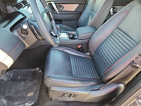 Used 2023 Land Rover Discovery Sport S R-Dynamic image 17