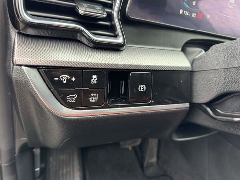 Used 2025 Kia Sportage SX Prestige image 23