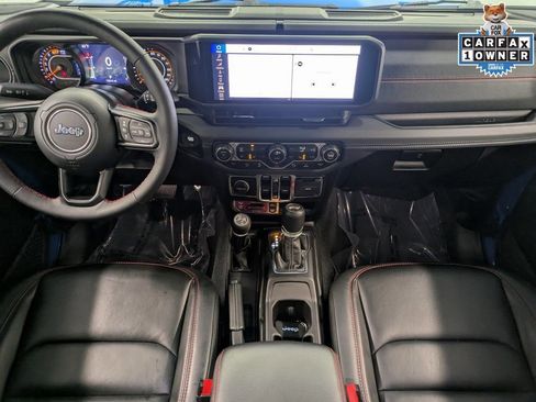 Used 2024 Jeep Wrangler Unlimited Rubicon image 23