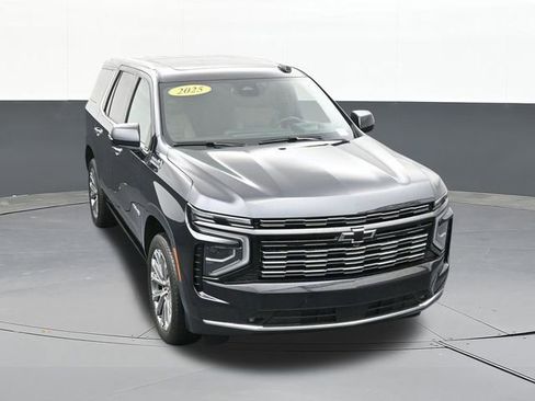 Used 2025 Chevrolet Tahoe High Country AWD/4WD image 75