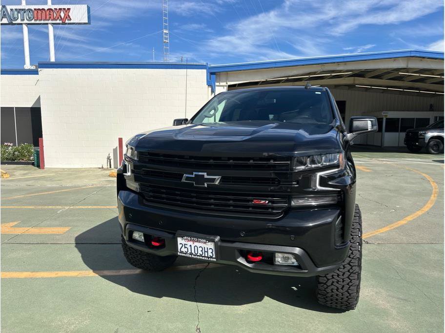 Used 2021 Chevrolet Silverado 1500 LT Trail Boss w/ Convenience Package II AWD/4WD image 4