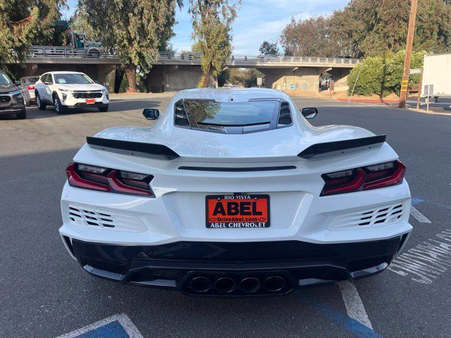 Used 2024 Chevrolet Corvette Z06 RWD image 8