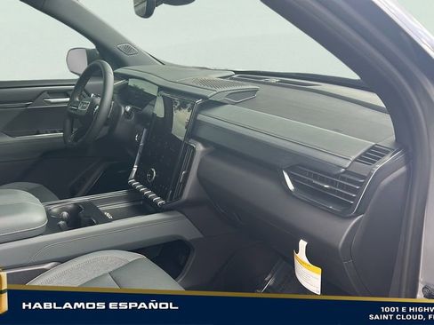 New 2026 GMC Acadia AT4 image 24