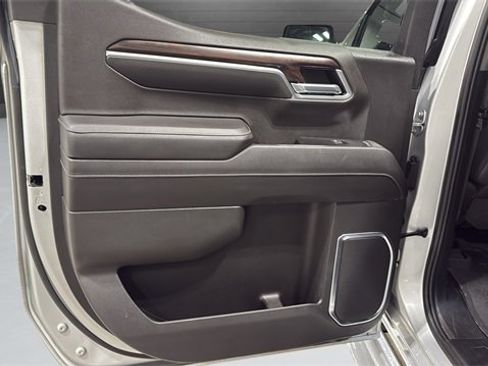 Used 2022 GMC Sierra 1500 SLT w/ SLT Premium Plus Package image 28