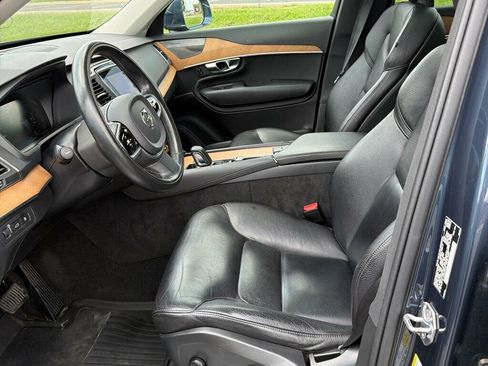 Used 2021 Volvo XC90 T8 Inscription Expression w/ Protection Package Premier AWD/4WD image 9