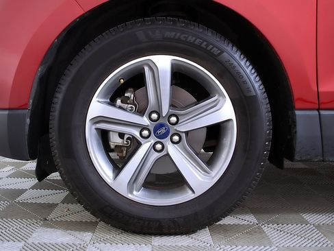 Used 2020 Ford Edge SEL w/ Convenience Package FWD image 11
