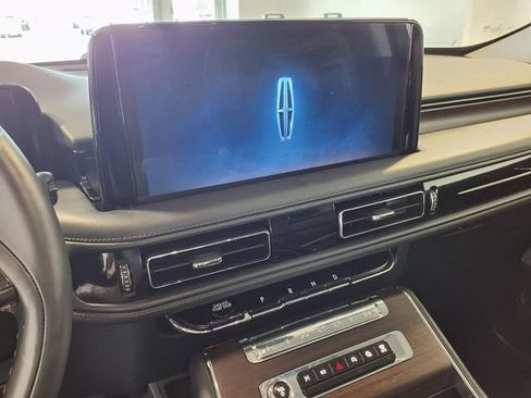Used 2025 Lincoln Aviator Reserve w/ Equipment Group 201A AWD/4WD image 8