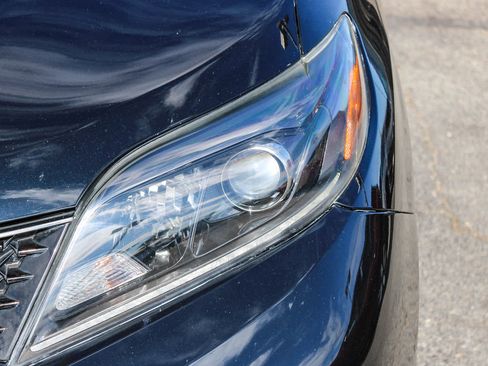 Used 2018 Toyota Sienna SE image 10