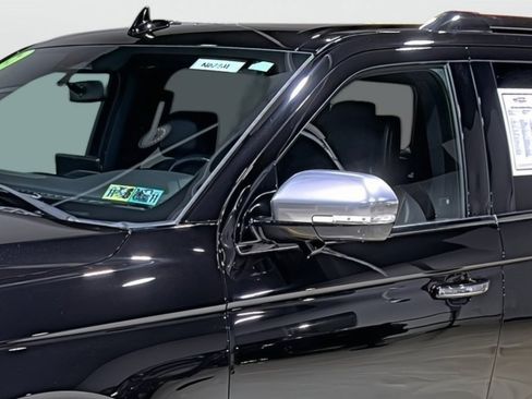 Used 2022 Ford Expedition Platinum image 8