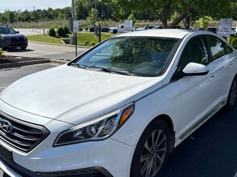 Used 2017 Hyundai Sonata Sport FWD image 5