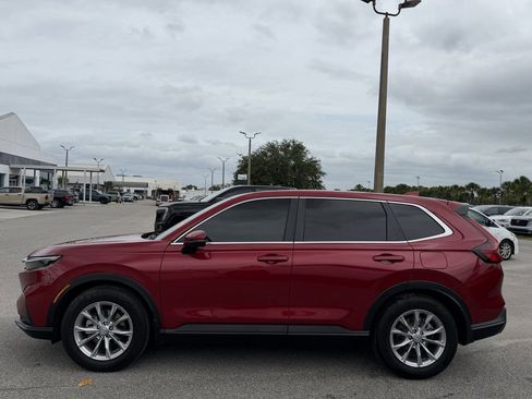 Used 2025 Honda CR-V EX image 9