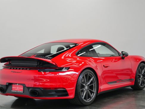 Used 2024 Porsche 911 Carrera image 9