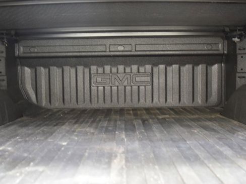 Used 2025 GMC Sierra 1500 AT4 w/ AT4 Premium Package AWD/4WD image 22