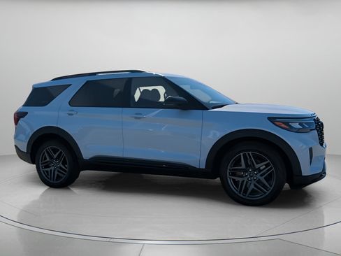 New 2026 Ford Explorer ST w/ Sun And Sound Package image 36