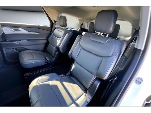 New 2026 Ford Explorer Active w/ Active Comfort Package AWD/4WD image 40