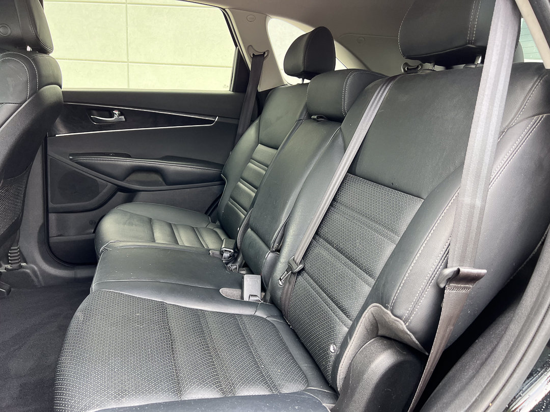 Used 2016 Kia Sorento EX FWD image 27