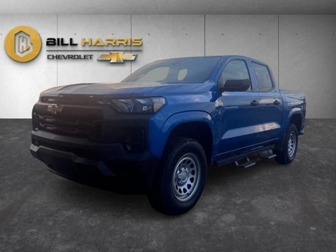 Used 2023 Chevrolet Colorado W/T AWD/4WD image 1