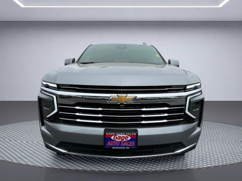Used 2025 Chevrolet Tahoe LT AWD/4WD image 12