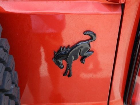 Certified 2024 Ford Bronco Wildtrak image 33