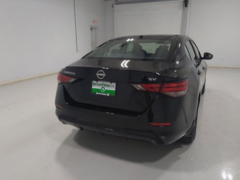 Used 2024 Nissan Sentra SV FWD image 7
