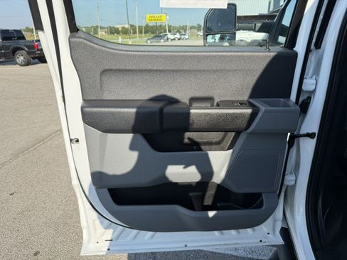 Used 2023 Ford F350 XL w/ FX4 Off-Road Package image 25