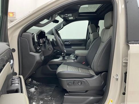 New 2026 Chevrolet Silverado 1500 ZR2 image 10