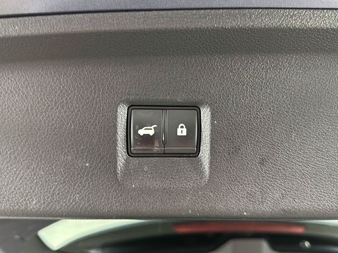 Used 2023 INFINITI QX60 Sensory w/ Vision Package AWD/4WD image 31