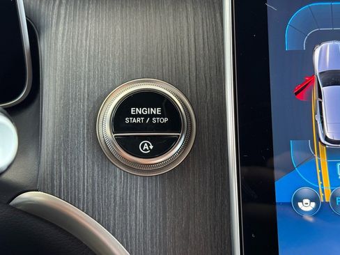 Certified 2025 Mercedes-Benz GLC 300 GLC 300 image 29