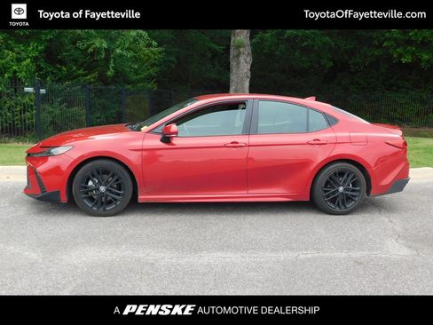 Certified 2025 Toyota Camry SE FWD image 2