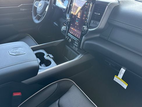 New 2026 RAM 1500 Laramie AWD/4WD image 14