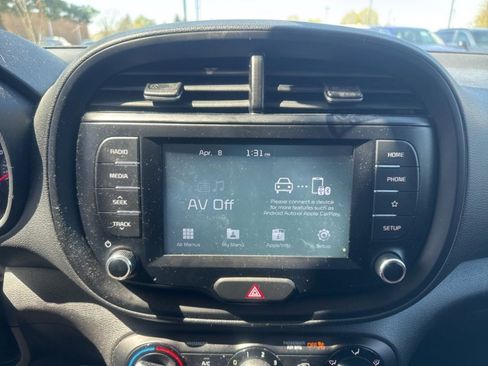 Used 2020 Kia Soul LX image 21