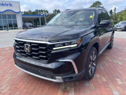 Certified 2025 Honda Pilot Touring