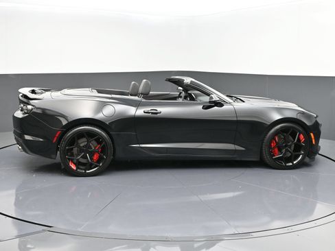 Used 2021 Chevrolet Camaro SS RWD image 8