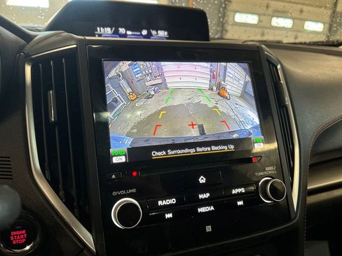 Used 2020 Subaru Crosstrek 2.0i Limited w/ Moonroof Package w/Navigation image 32