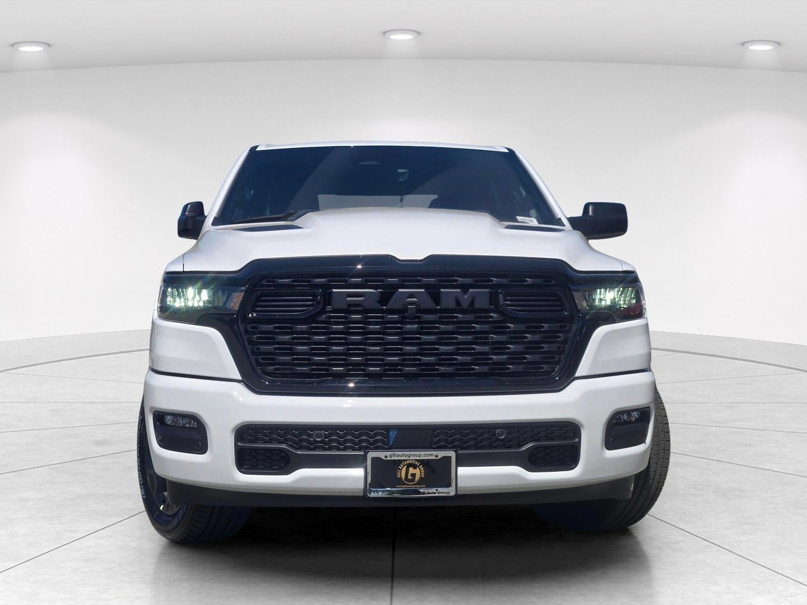 New 2026 RAM 1500 Express AWD/4WD image 2