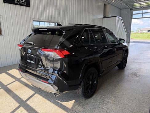 Used 2024 Toyota RAV4 SE AWD/4WD image 6