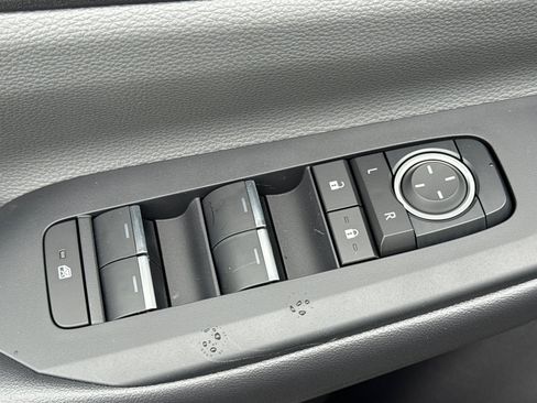 New 2026 Toyota Prius Limited image 14