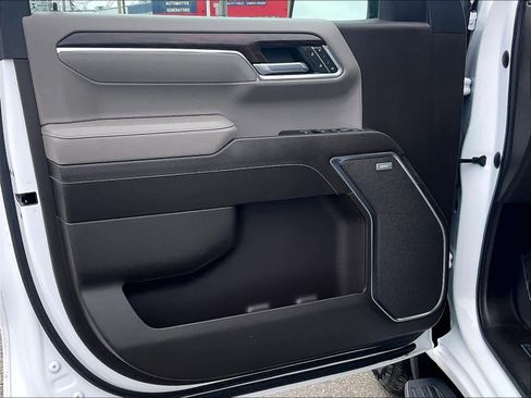 Used 2022 GMC Sierra 1500 SLT w/ SLT Premium Plus Package image 9