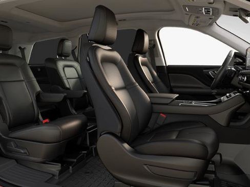 New 2026 Lincoln Aviator AWD image 6