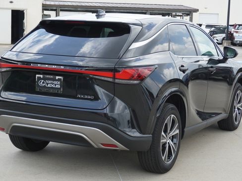Certified 2025 Lexus RX 350 FWD w/ Accessory Package image 6