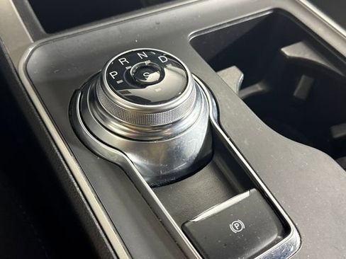 Used 2023 Ford Edge SE image 26