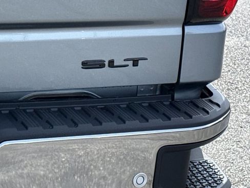 New 2026 GMC Sierra 1500 SLT w/ SLT Premium Plus Package AWD/4WD image 11