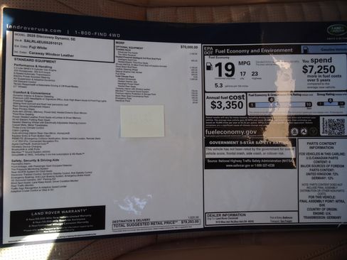 New 2025 Land Rover Discovery Dynamic SE image 3